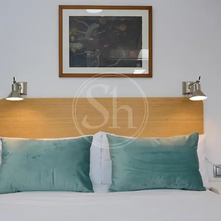 Apartamento With Terrace Eixample Barcelona