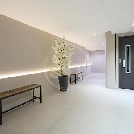 Apartamento With Terrace Eixample