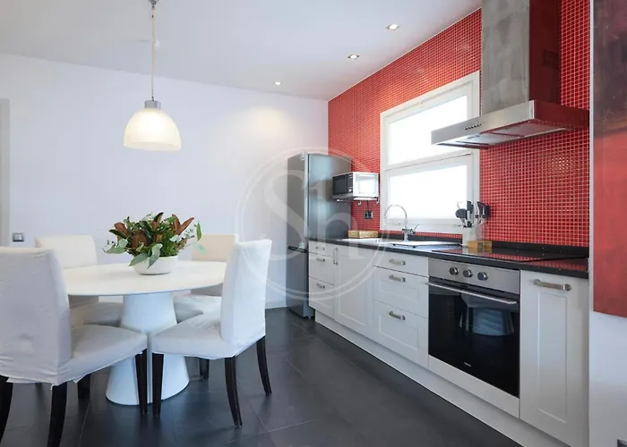Apartment With Terrace Eixample * Barcelona